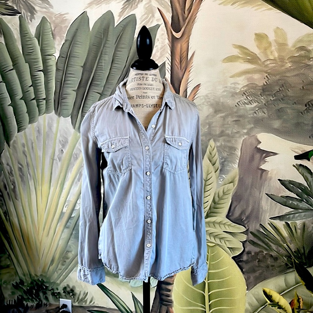 Halogen button front blouse size M